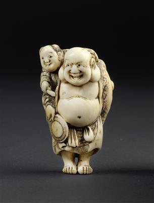 An ivory netsuke of Hotei with karako, Japan, late 18. cent., signed Yoshitomo - Clocks, Asian Art, Metalwork, Faience, Folk Art, Sculpture