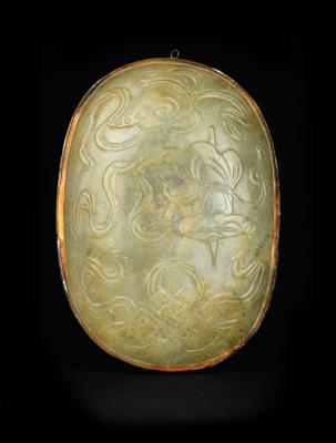 An oval jade plaquette, China, Qing Dynasty - Umění a starožitnosti