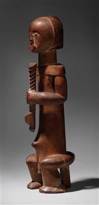 Byeri Fang figure, Cameroun. Late 19th century. - Source