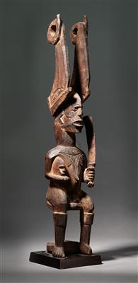 A classic Ikenga figure. - Tribal Art