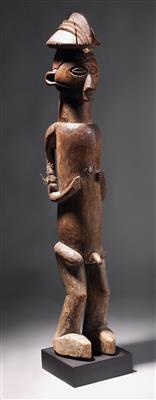 A monumental Yaka fetish, Democratic Republic of Congo. - Tribal Art
