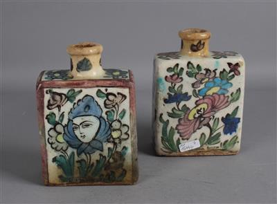 2 persische flaschenförmige Behälter, - Antiques