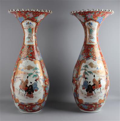 Paar Bodenvasen, - Asiatische Kunst