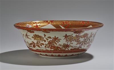 A Kutani Bowl, Japan, Meiji Period, - Arte Asiatica