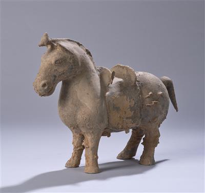 A Mongolian Pony with Saddle, China, Han/Western Jin Dynasty, - Arte Asiatica