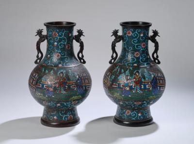 Paar Bronze-Champlevé Vasen, Japan, Meiji Zeit, - Asijské umění