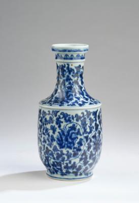 Blau-weiße Vase, China, Qing Dynastie, - Asijské umění