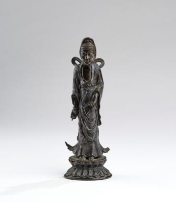 Bronzefigur eines Bodhisattva, Japan, 19. Jh., - Asijské umění