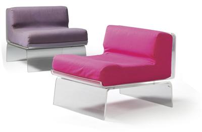 A pair of lounge chairs, - Design