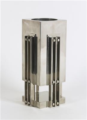A vase, Helmuth Gsöllpointner, - Design