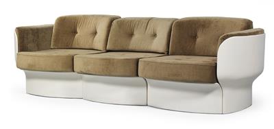 Insieme composto da un divano, due sedie a braccioli e due sgabelli - Design