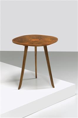 A small tripod table, designed by Josef Frank - Design