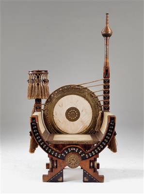 A Throne chair (sella curulis), Carlo Bugatti, - Design