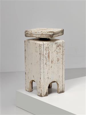 A swivelling stool, - Design