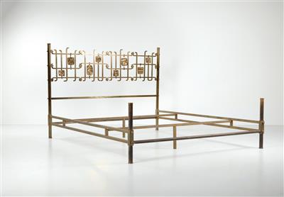 A bed, designed by Osvaldo Borsani and Arnaldo Pomodoro c. 1958, - Design