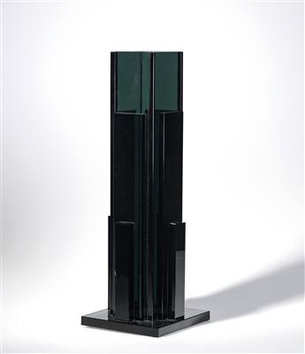 A vase, model 2666, designed by Ettore Sottsass - Design