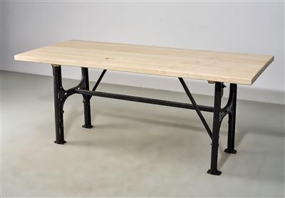A large height-adjustable industrial table, first third of the 20th century, - Design