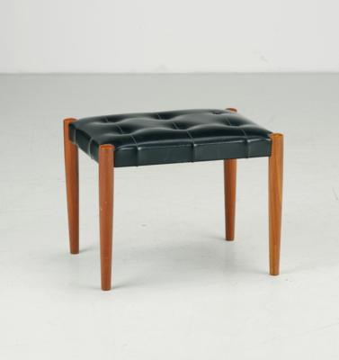 A stool, designed by Erik Ole Jorgensen - Design