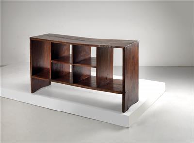 A shelf system (Bibliothèque basse), designed by Pierre Jeanneret - Design First