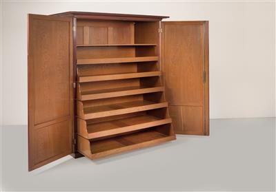 A wardrobe, Adolf Loos, for the apartment of Michael Leiss - Design First