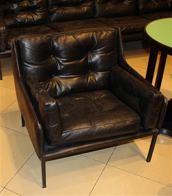 Zwei Lounge-Sessel und ein Lounge-Sofa, - Design