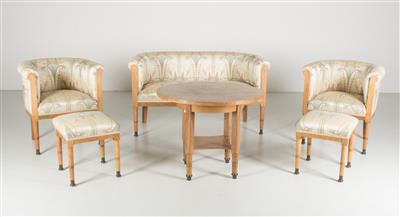 Salonsitzgruppe: Sofa, zwei Sessel, zwei Fußhocker und Tisch. - Design 4 X-Mas