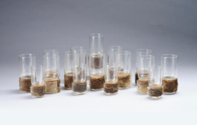 Set aus 16 Gläsern mit Fellmanschetten, Edelglas Wien, - Design