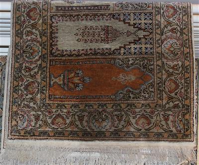 Kayseri Seide Saph, - Furniture, carpets