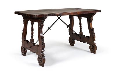 Tisch - Möbel, Teppiche und dekorative Kunst