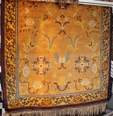 China Teppich ca. 210 x 115 cm, - Sommerauktion - Möbel, Teppiche und Design