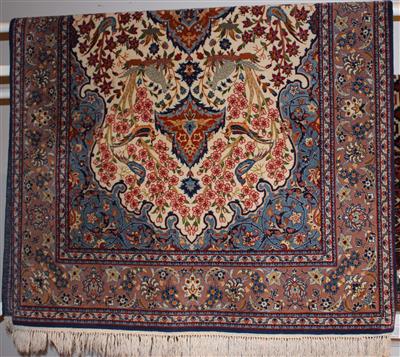 Isfahan ca. 175 x 108 cm, - Sommerauktion - Möbel, Teppiche und Design