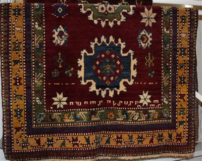 Karabagh ca. 174 x 113 cm, - Sommerauktion - Möbel, Teppiche und Design