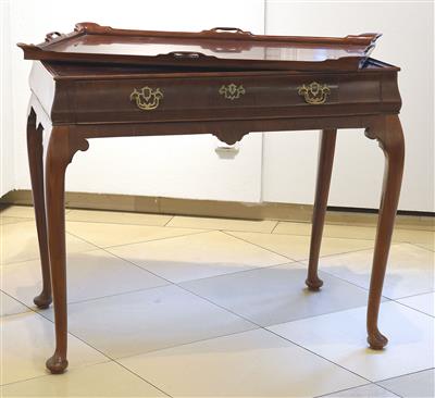 Englischer Tisch im George III- Stil, - Depot Reinhold Hofstätter