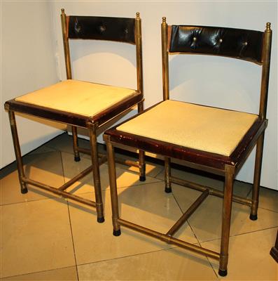 Sieben Stühle, - Depot Reinhold Hofstätter