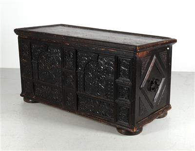 Truhe, - Furniture and Decorative Art