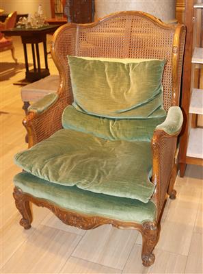 Ohrenbackenfauteuil, - Summer auction Furniture