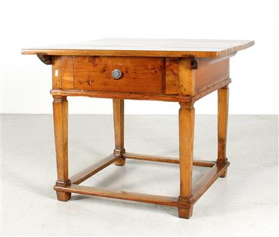 Provinzieller josefinischer Tisch, - Summer auction Furniture