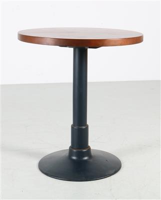 Runder Beistelltisch, - Furniture