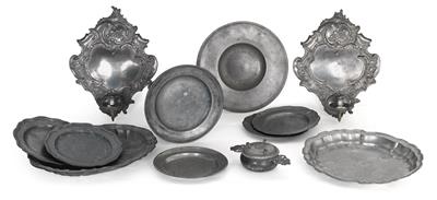 Various pewter objects: - Castle Schwallenbach - Collection Reinhold Hofstätter (1927- 2013)