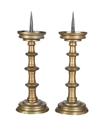 Pair of disc lamps, - Castello Schwallenbach - Collezione Reinhold Hofstätter (1927- 2013)