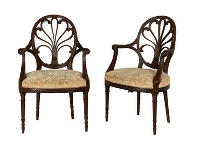 A pair of English armchairs, - Selected by Hohenlohe