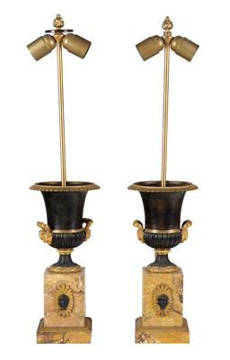 A pair of vases as table lamps, - Selected by Hohenlohe