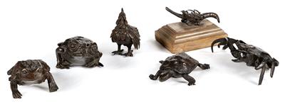 A collection of animal figures, - Collection Reinhold Hofstätter
