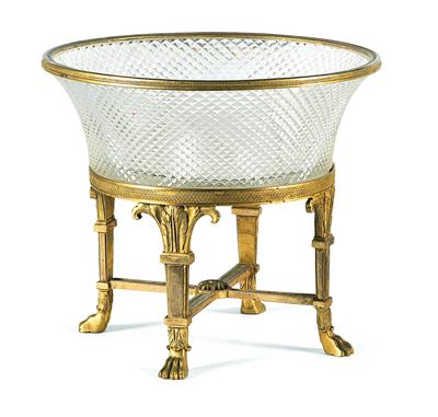 A centrepiece bowl, - Majetek aristokratického původu a předměty důležitých proveniencí