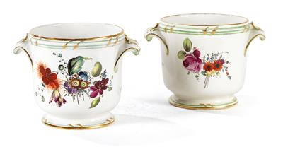A pair of cachepots, - Property from Aristocratic Estates and Important Provenance