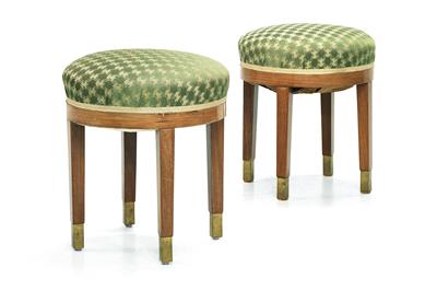 A pair of small late Art Nouveau stools, - Di provenienza aristocratica