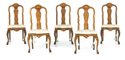 A set of 5 high back chairs, - Aus aristokratischem Besitz
