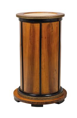 A Biedermeier Column Cabinet, - Di provenienza aristocratica