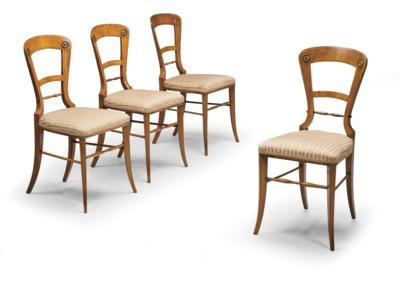 A Set of 4 Elegant Biedermeier Chairs in the Manner of Danhauser, - Di provenienza aristocratica