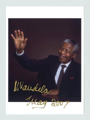 Mandela, Nelson, - Autographs, manuscripts, documents